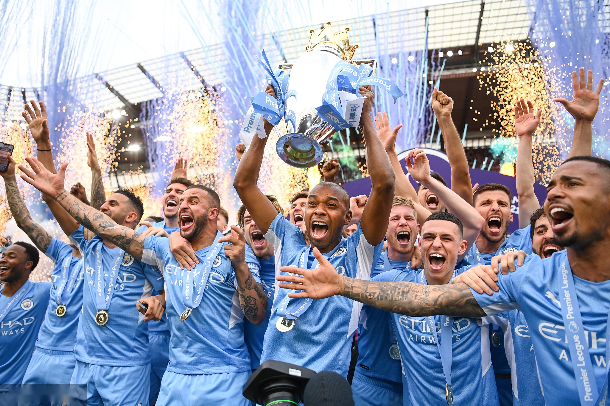 员的发展趋 员的发展趋